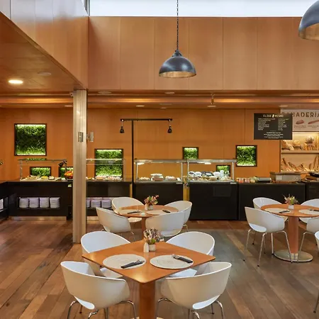 Crowne Plaza Madrid - Centre Retiro By Ihg-2